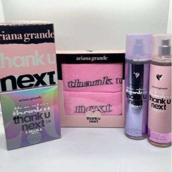 Ariana Grande Accessories - Thank u next Holiday Gift set with Socks